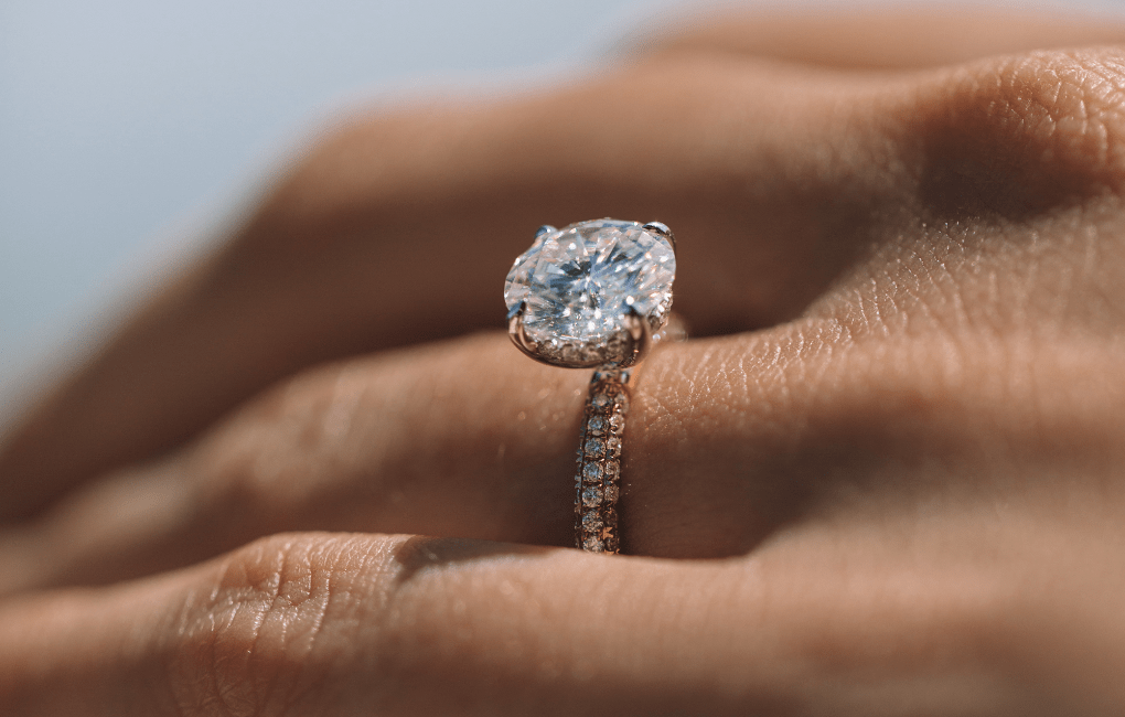 A Guide To Natural Versus Lab-Grown Diamonds