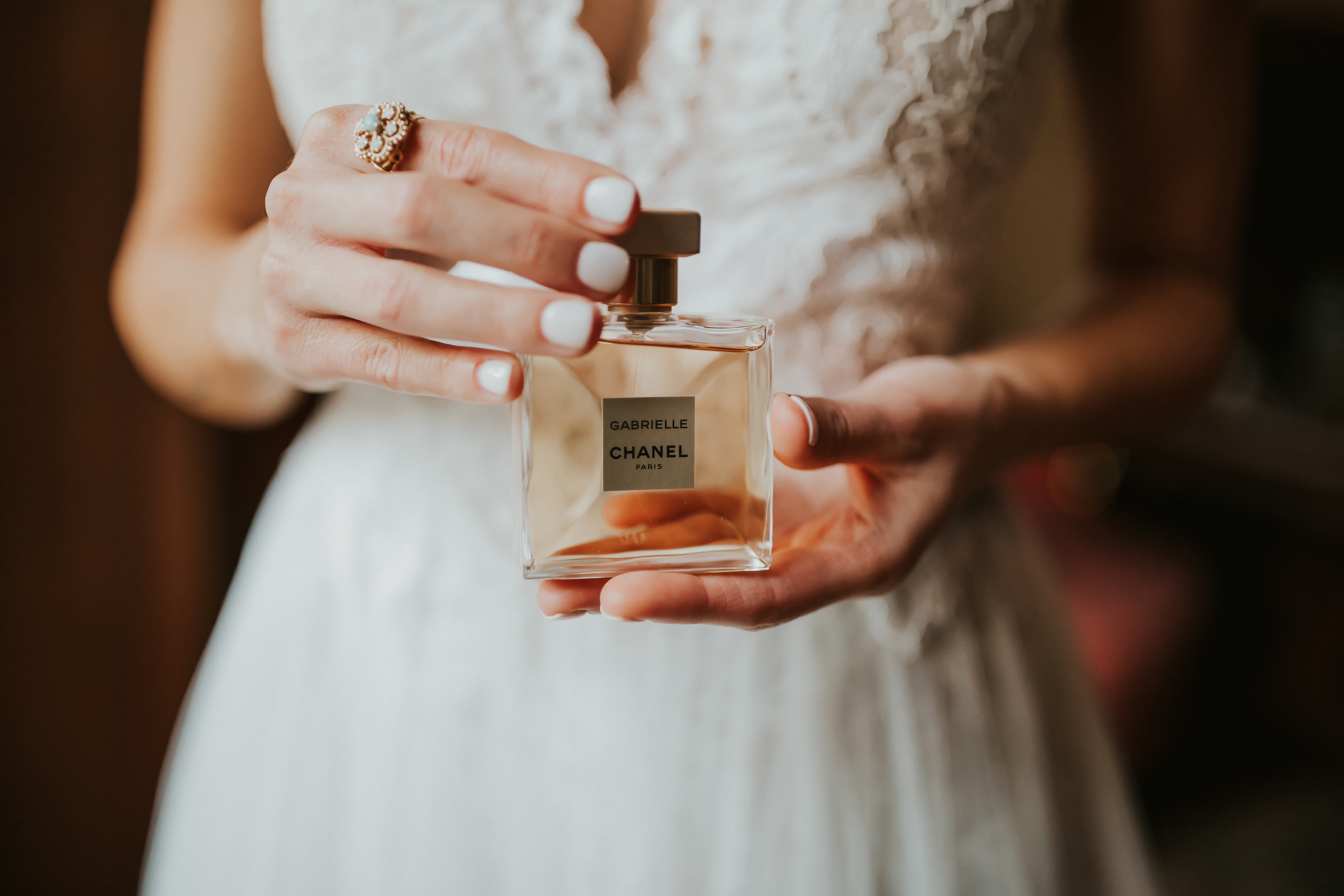 Selecting Your Wedding Day Perfume